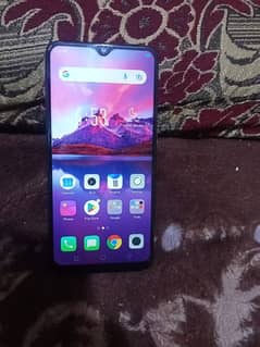 OPPO F9 8 GB 256 GB