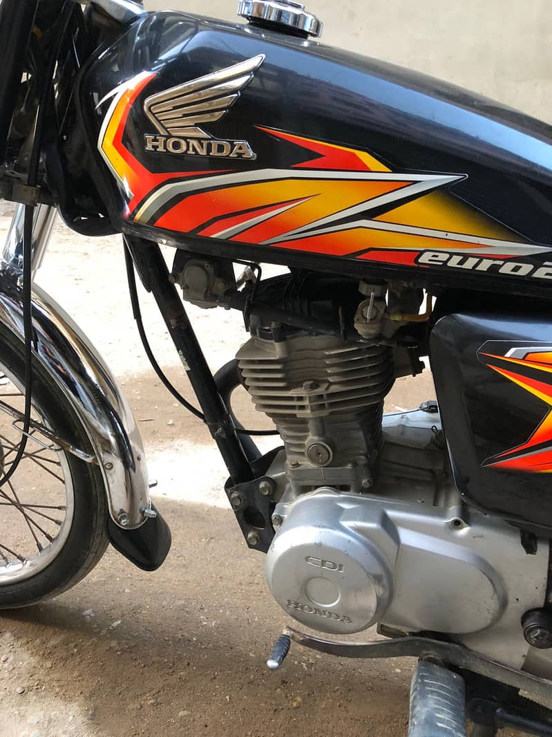 Honda CG 125 2021 Karachi nmbr urgent sell 6