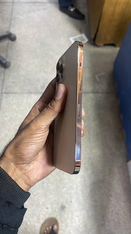 iPhone 12 pro max 128 GB 4