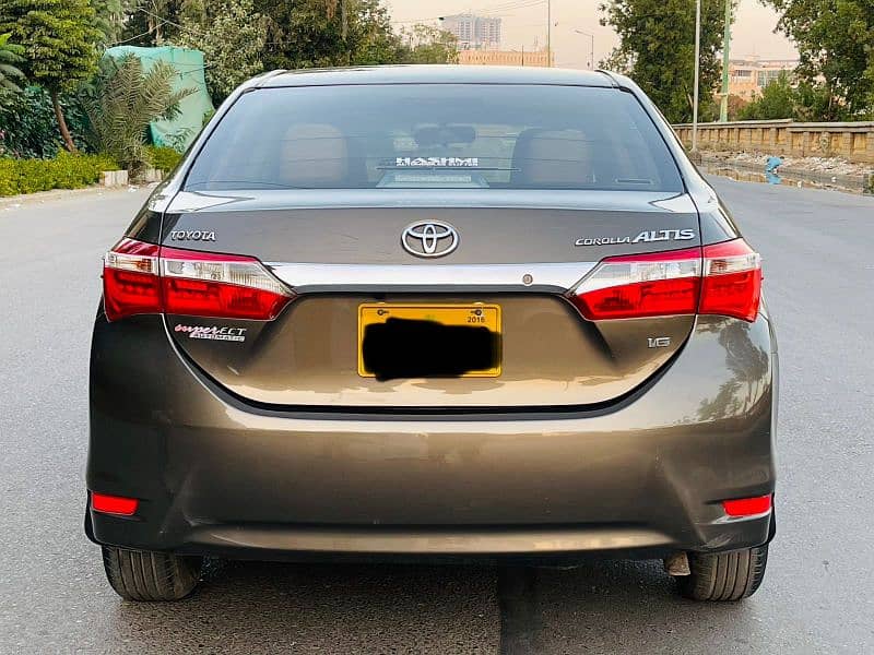 Toyota Corolla Altis 2016 In Amazing Condition 3