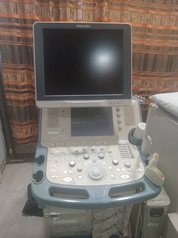 xario prime ultrasound Machine 4