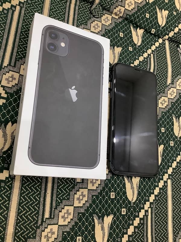 Apple iphone 11 with box 5