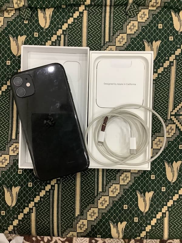 Apple iphone 11 with box 13