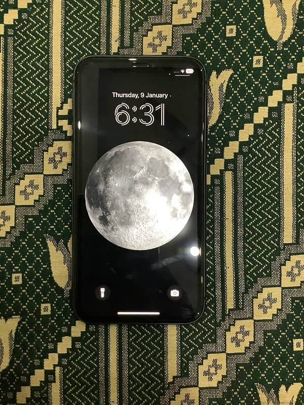 Apple iphone 11 with box 15