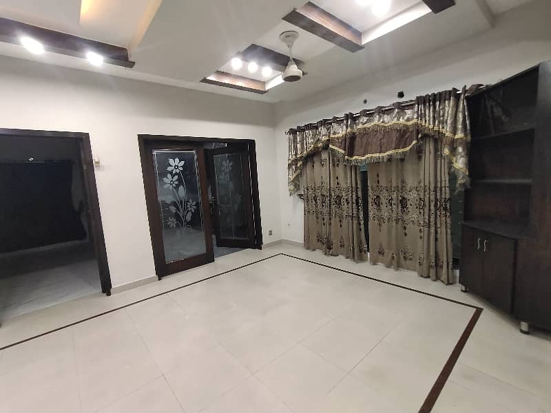 8 Marla Used House For Sale In Umar Block Bahria Town Lahore Lahore 14