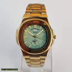 Men golden wirst watch