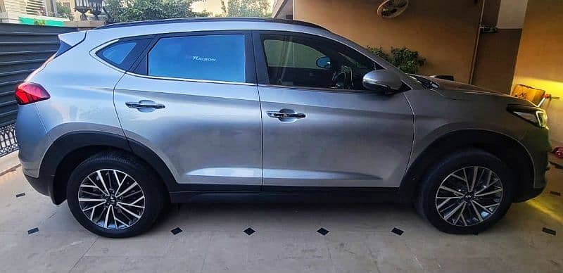 Hyundai Tucson 2021 8