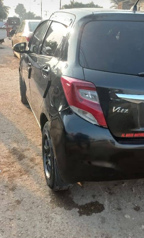 Toyota Vitz 2015.2018 sider shap full option push start 6