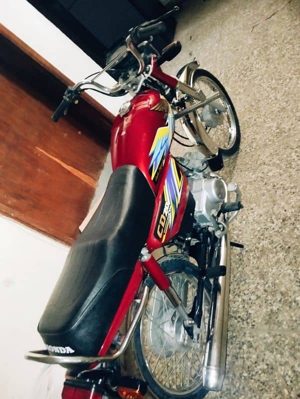 honda CD 70 sell lush new condition 5