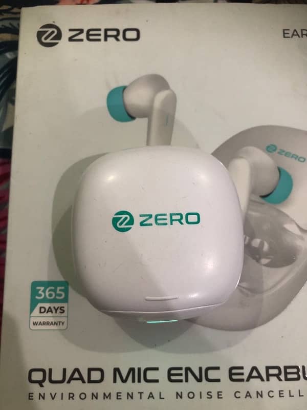 z-811 earbuds 0