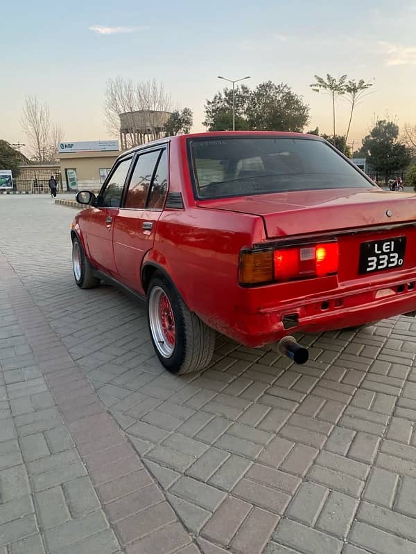 Toyota Corolla 1982 7