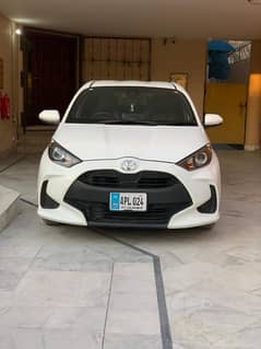 Toyota Yaris Hatchback X 2021