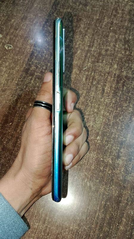 vivo y53s condition ok ha mobile bilkul ok ha koi fault nai ha 1