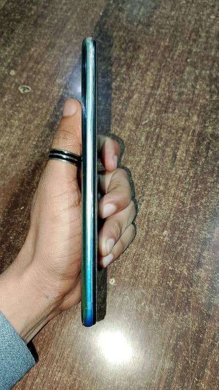 vivo y53s condition ok ha mobile bilkul ok ha koi fault nai ha 4