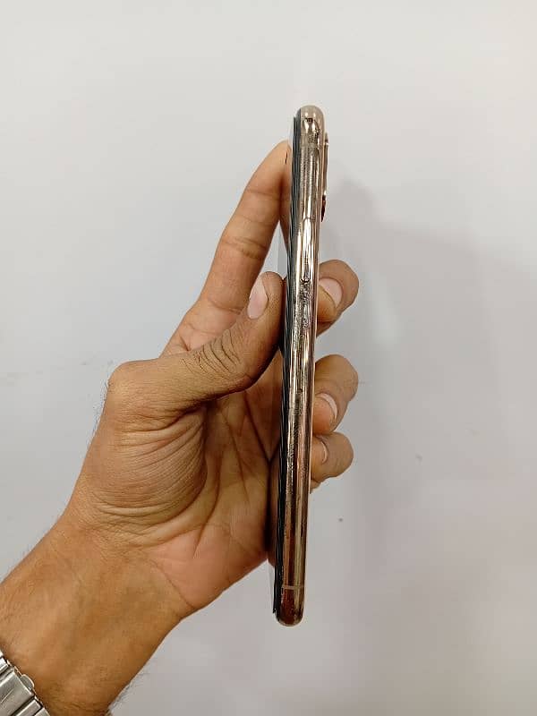 iphone xs 64gb pta approved 5