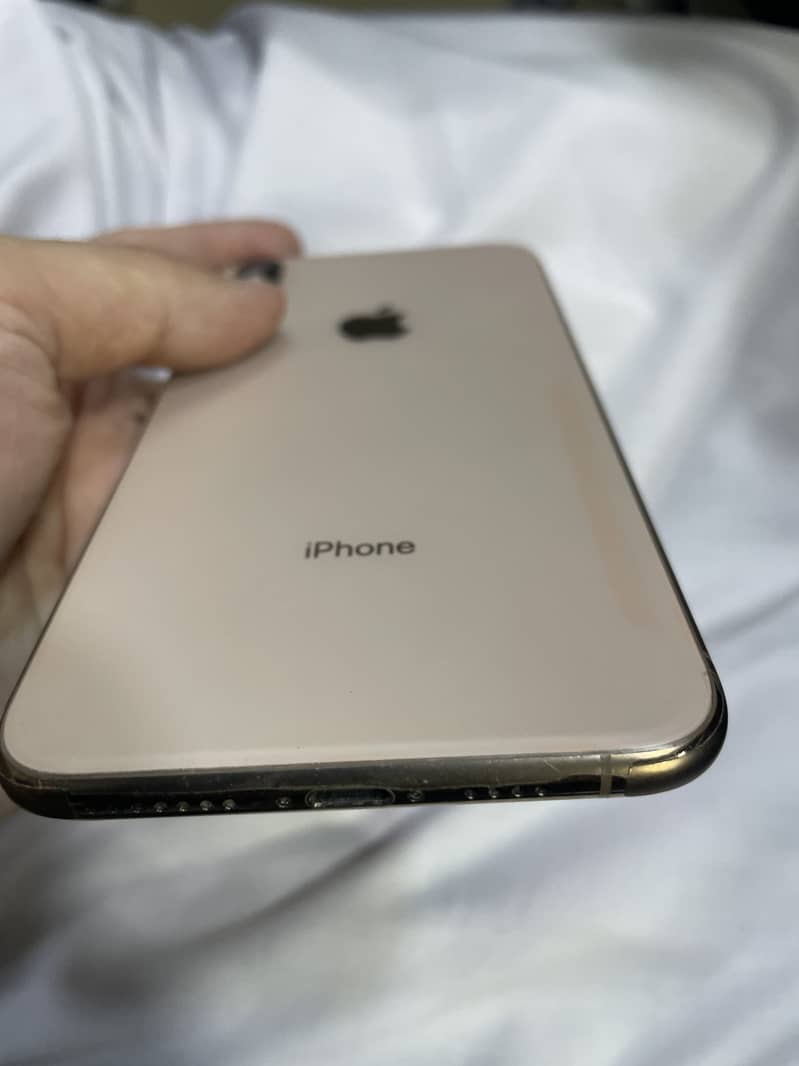 Apple iPhone XS Max 2