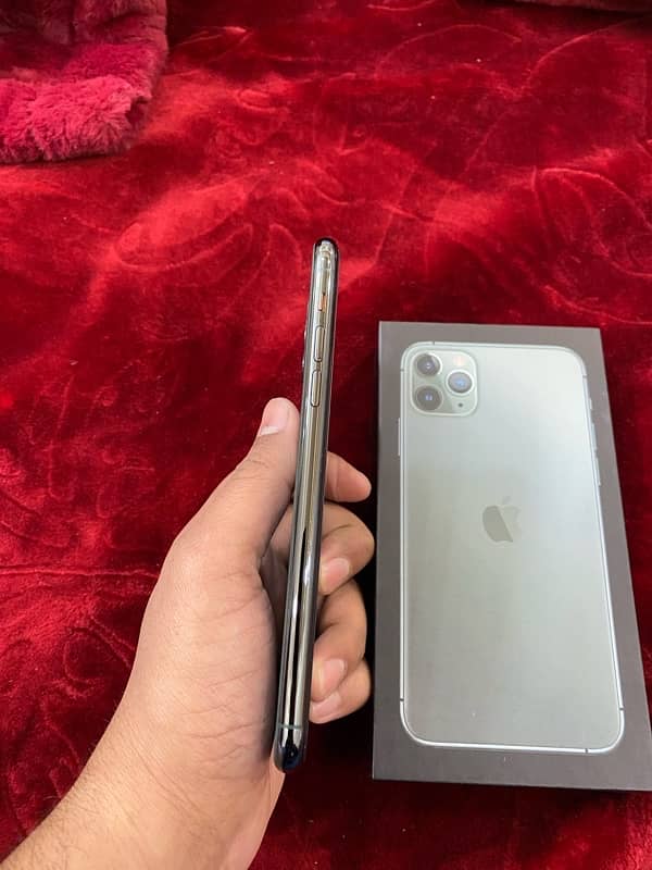 Iphone 11 pro max single sim pta approved 4