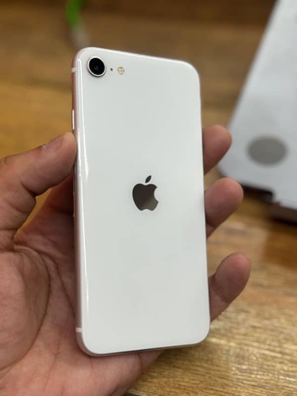 Iphone Se (2020) 128gb Dual Pta Approved 0