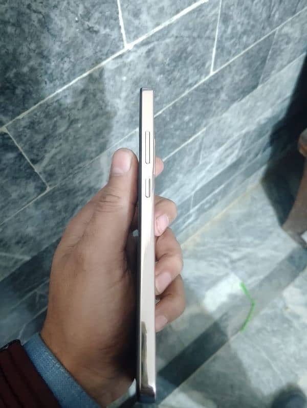 Oppo reno 12f 5g 3