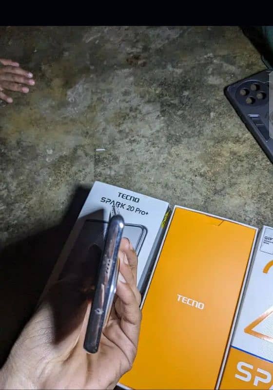 Tecno spark 20 pro plus 8/256gb no 03171872543 5