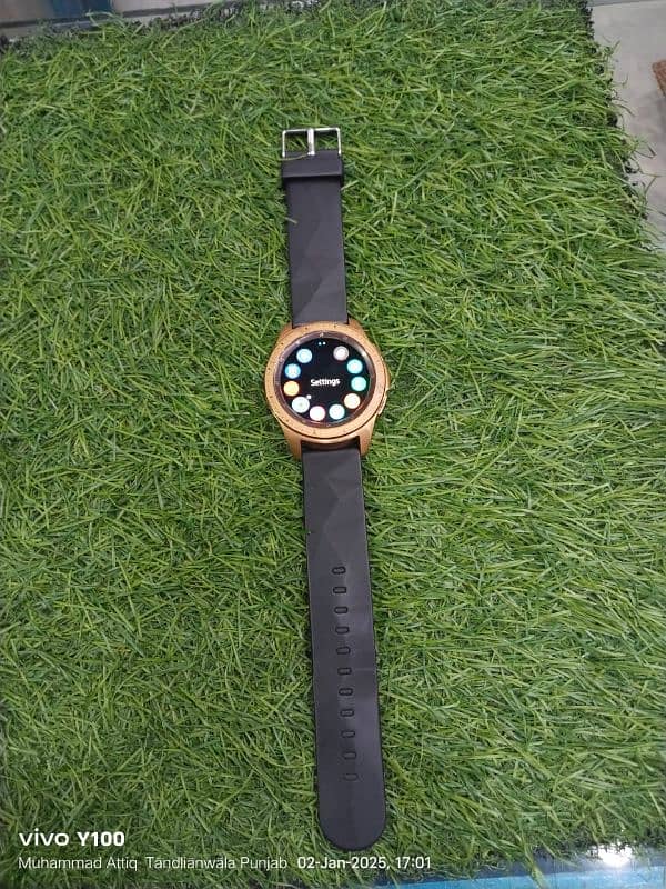 Samsung Galaxy Watch with complete box 42MM 2