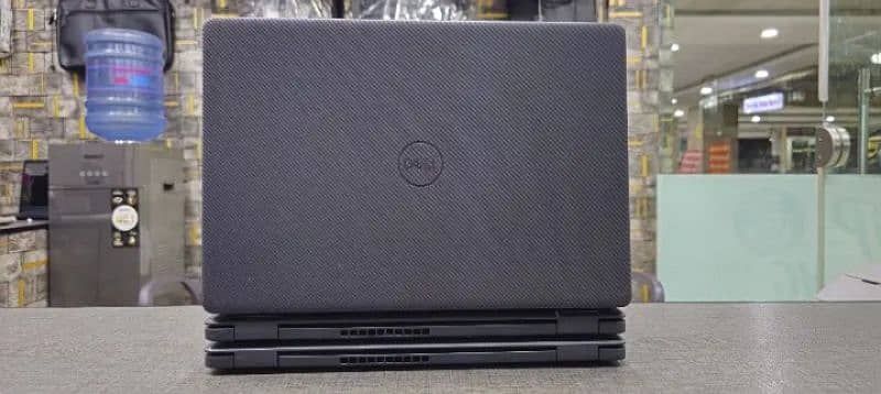 Dell Vostro 3500 2