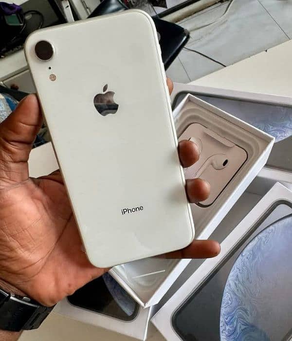 iPhone XR 128 GB PTA approved 03304246398 my WhatsApp number 0