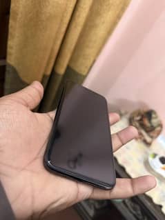 iPhone 11 Pro Factory Unlock 9/10 Condition