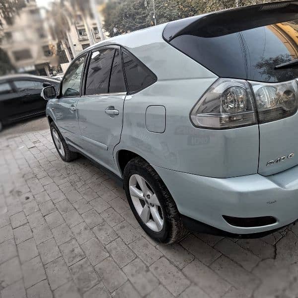 Toyota Harrier 2004 4