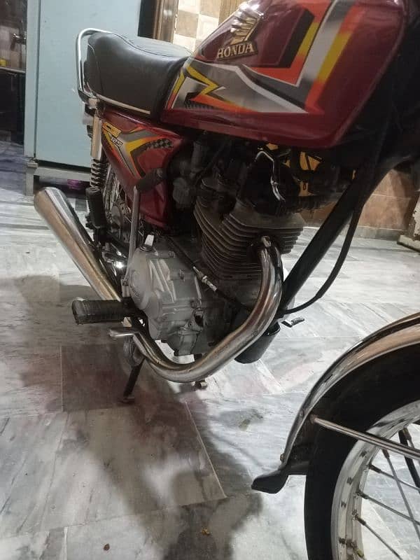 Honda 125 lahor nambar 17 model 7