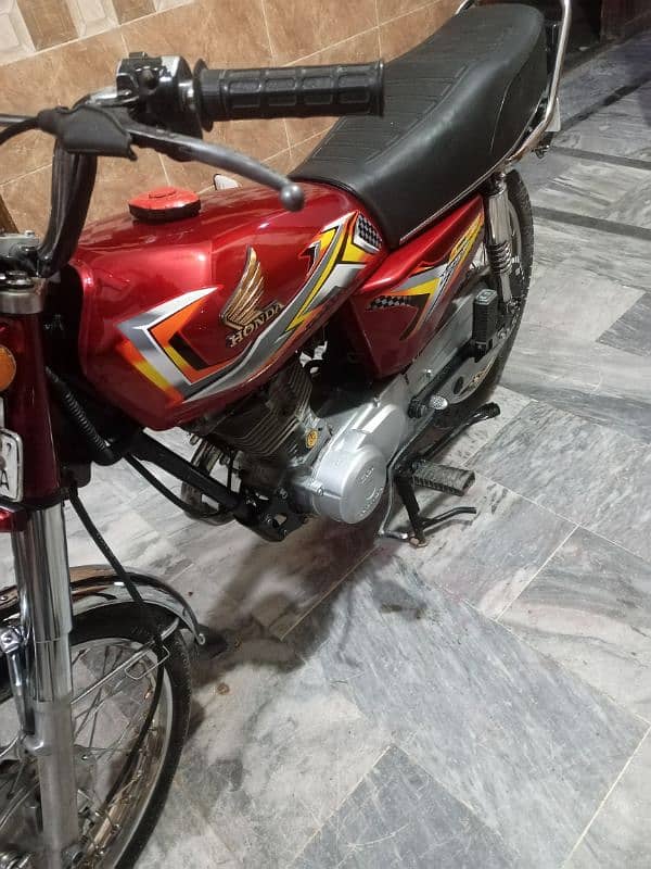 Honda 125 lahor nambar 17 model 9