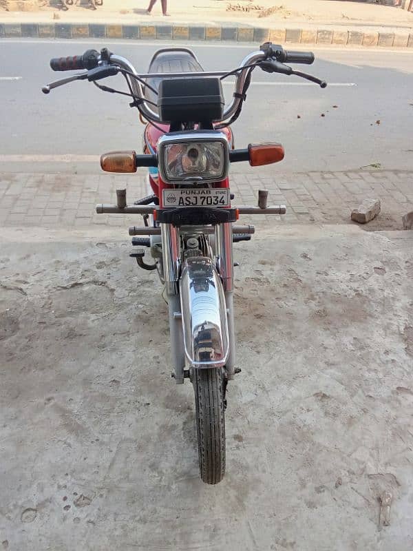 Honda CD 70 red 2019 model registered 2024 1