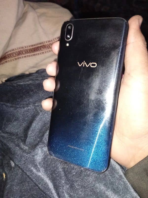 Vivo v 11 pro RAM Memory 6/128 all ok 4