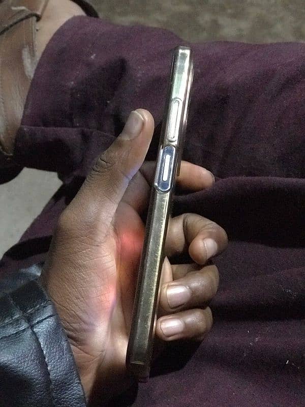 hot 40i infinix model 4