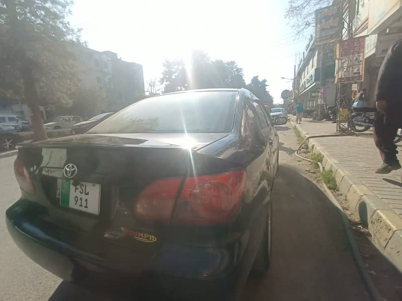 Toyota Corolla SE Saloon 2005 1.5 8