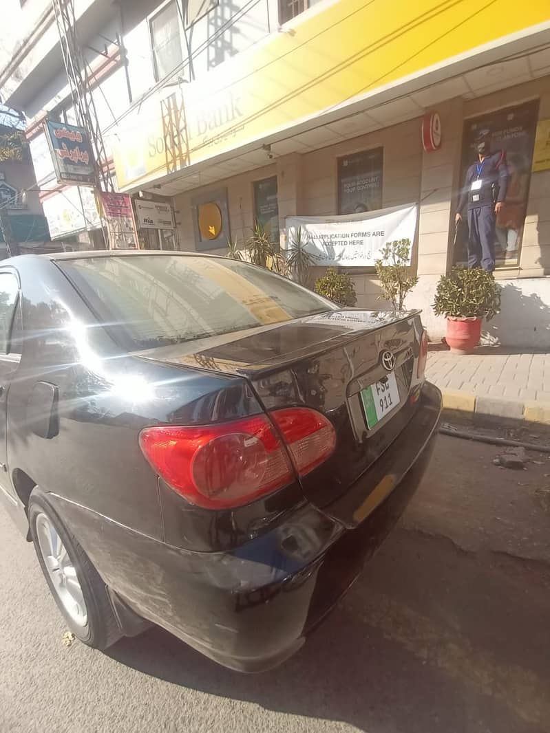 Toyota Corolla SE Saloon 2005 1.5 9