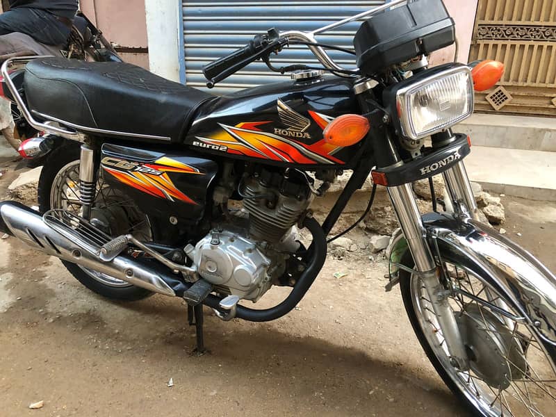 Honda CG 125 2021 Karachi nmbr urgent sell 2