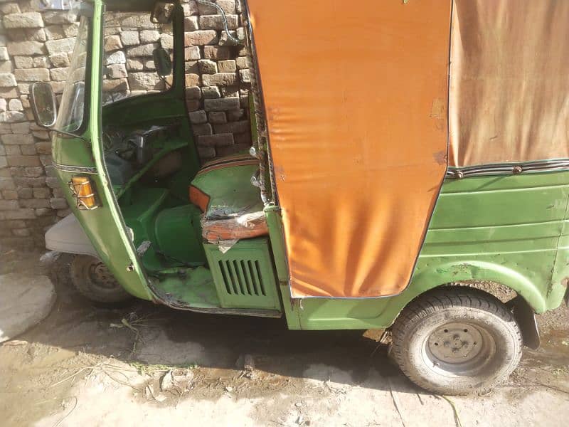 Auto Rickshaw for sale 03261583854 7