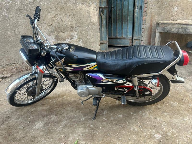 Honda 125 Ok Condition 4