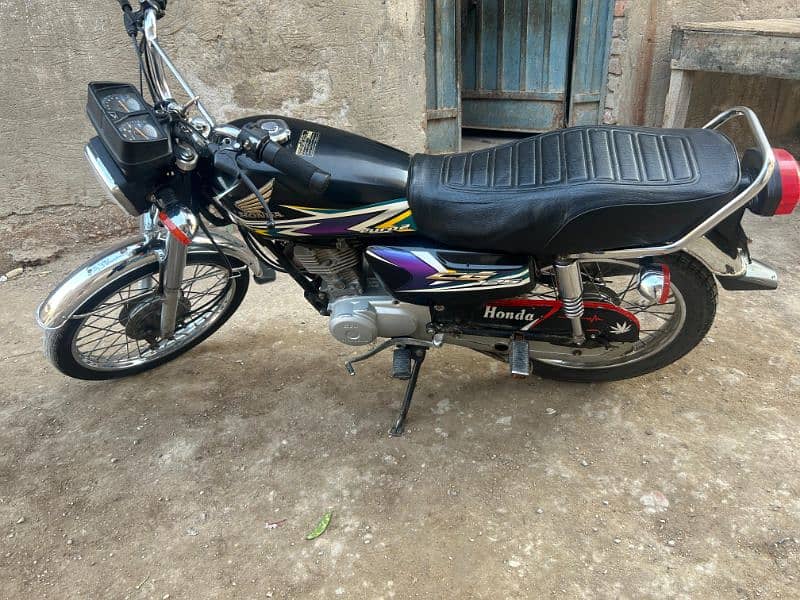 Honda 125 Ok Condition 5