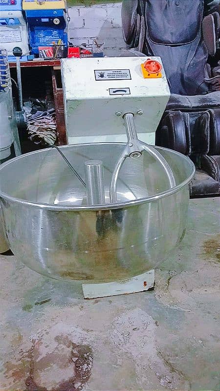 Flour Mixer /Dough mixture/ Atta mixture machine 6