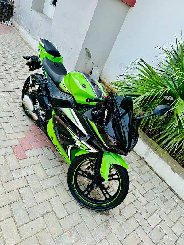 Yamaha R6 250cc Predetor 0