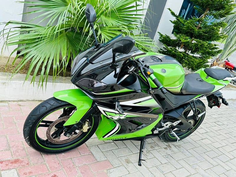 Yamaha R6 250cc Predetor 4