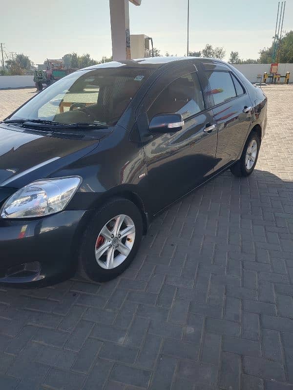 Toyota Belta 2010 12