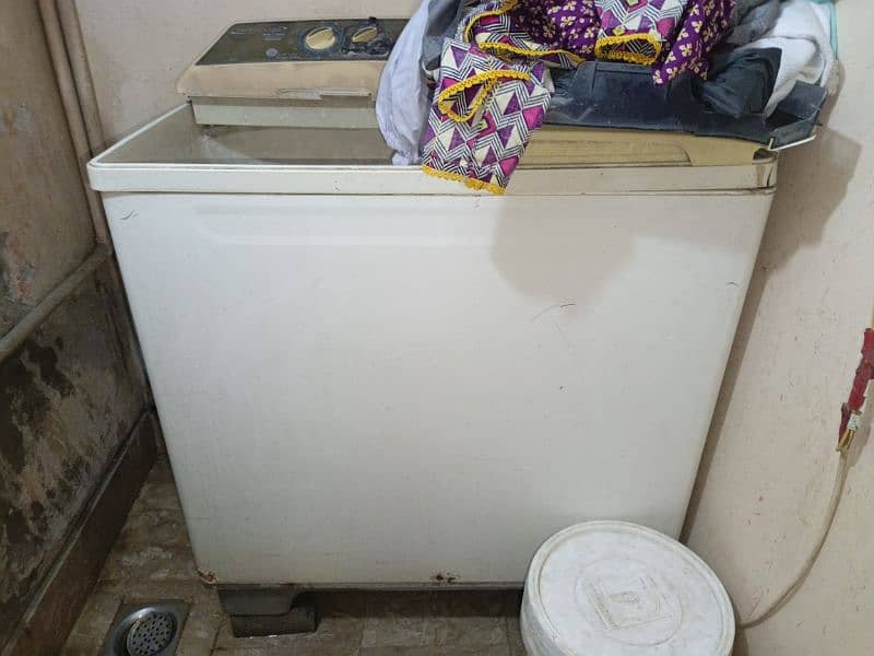 Washing & dryer machine for sale working condition 0