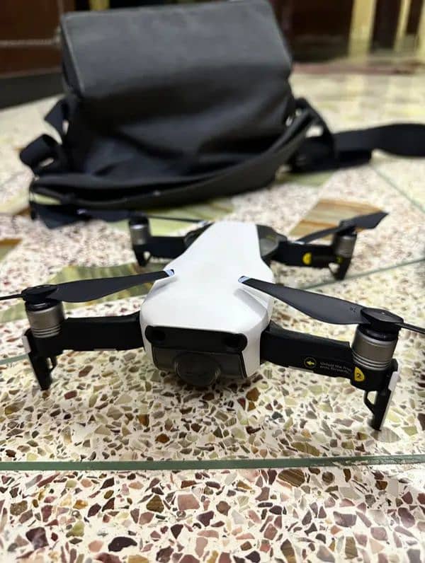 DJI MAVIC AIR  4K NEW CONDITION 3