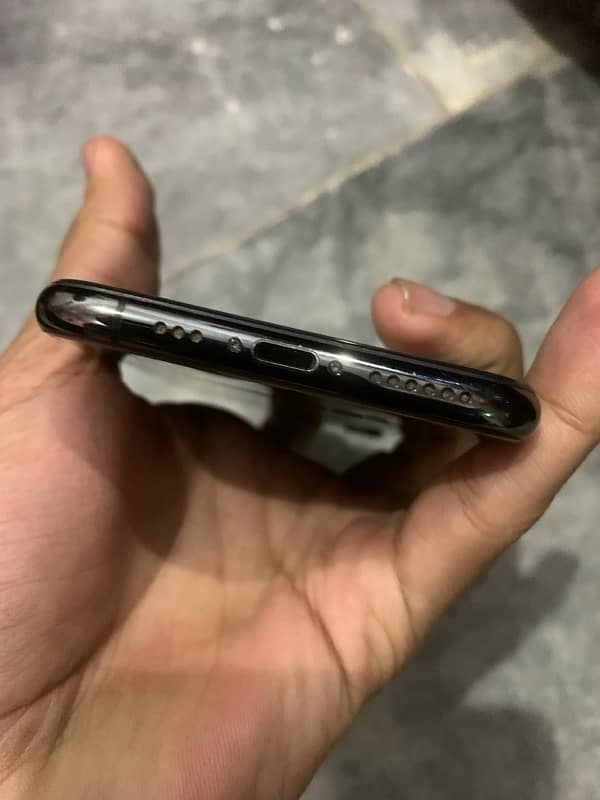 iphone xs (0301-45/18-43-7) 4