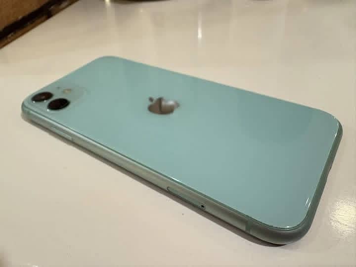 Apple iPhone 11 2