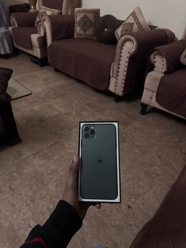 iPhone 11 pro max factory unlock 1