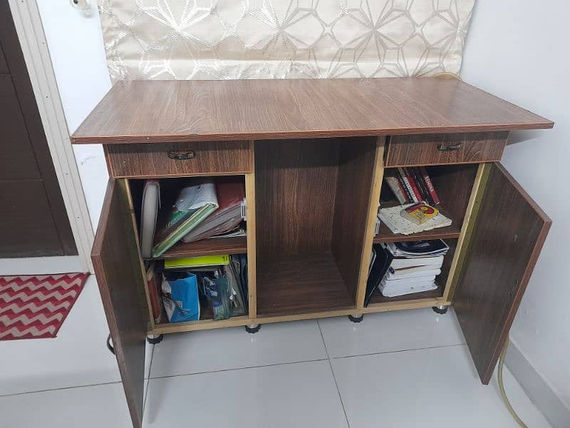 Study table, brand new condition. 1